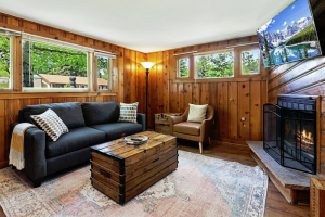 Misty Mountain Lodge | Cabins and lodge rooms